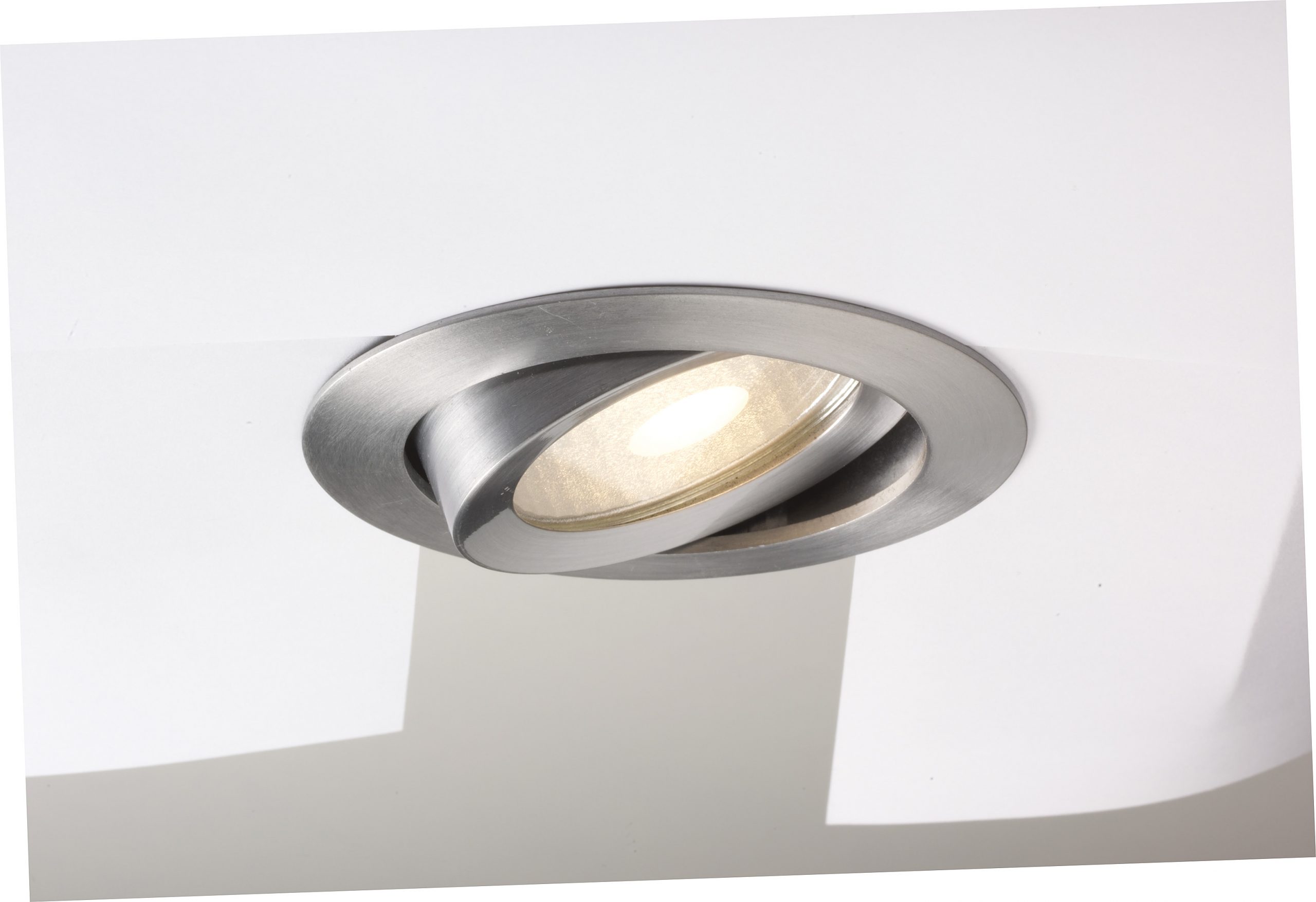 Sylvania Inset Pro 80 Swing