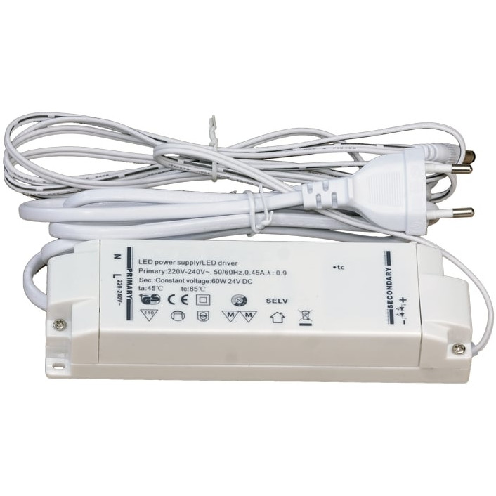 LED-muuntaja 24V, 60W (IP20) pistotulpalla