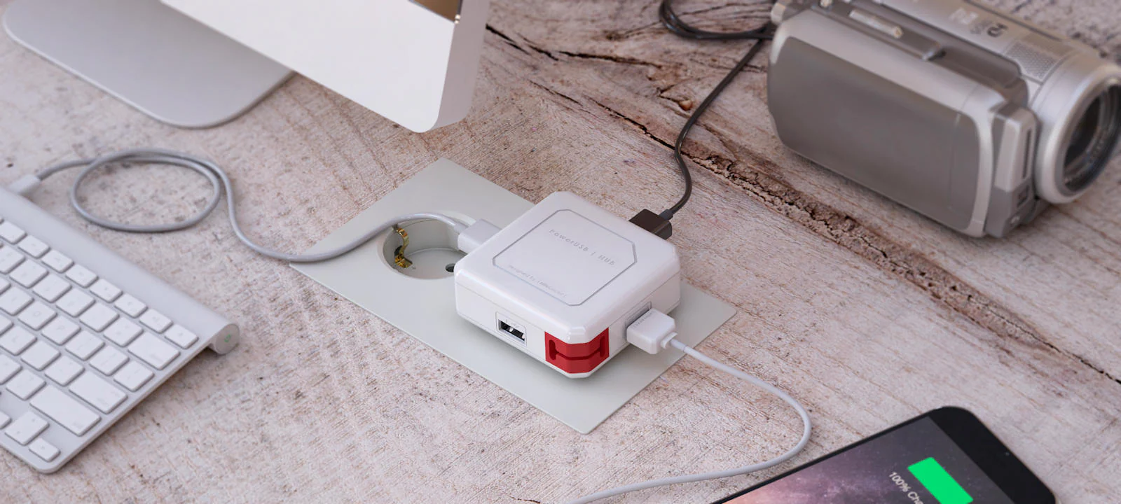 PowerUSB HUB iso (4 x USB-A + 1 x micro-USB) 5000mAh - Image 2