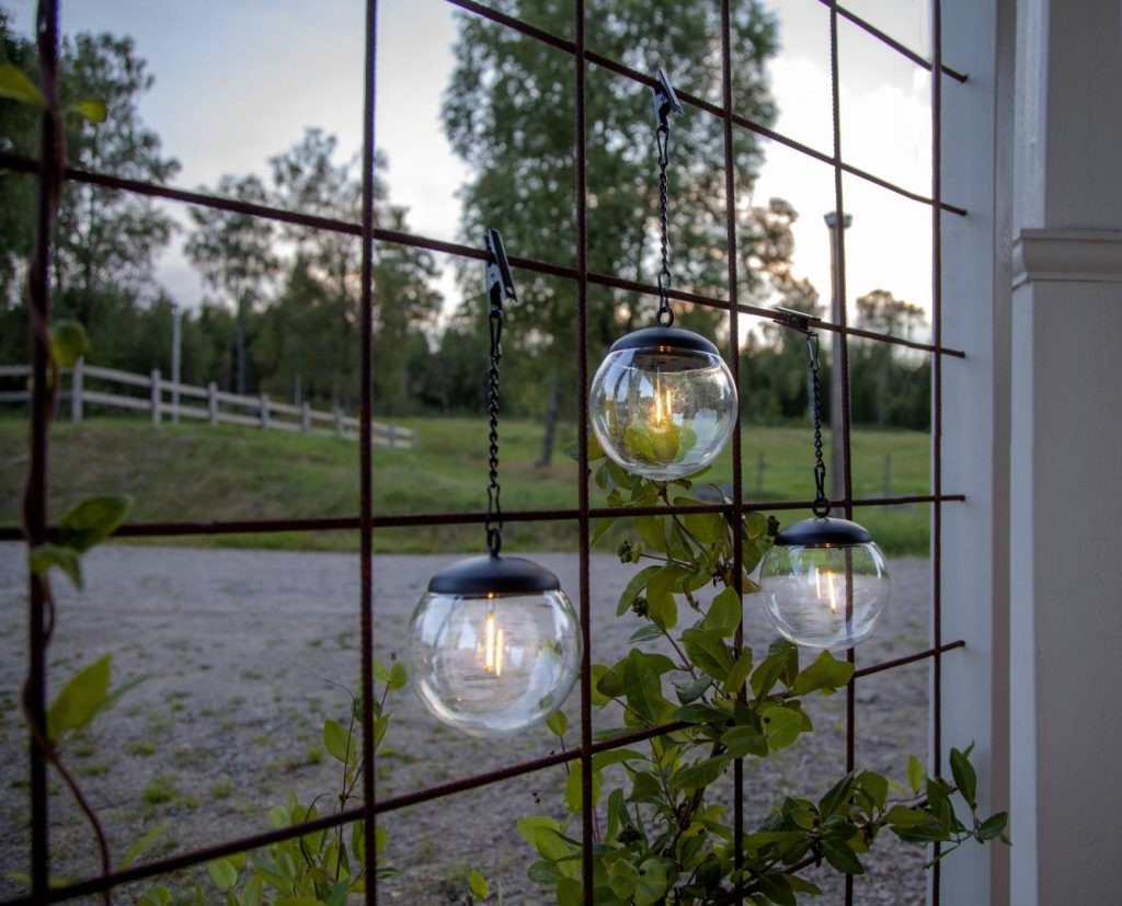Aurinkokennovalaisin Globe (3 kpl) - Image 4
