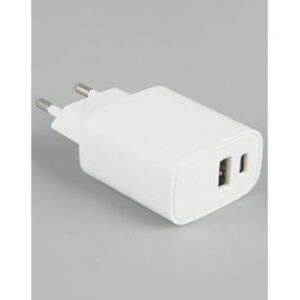 Moniporttinen USB-laturi (USB-A + USB-C)